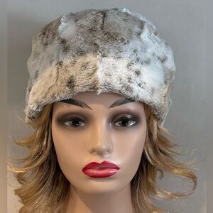 Guillaume Luxury Faux Fur Pillbox Hat - Snow Lynx / Leopard Print - One Size